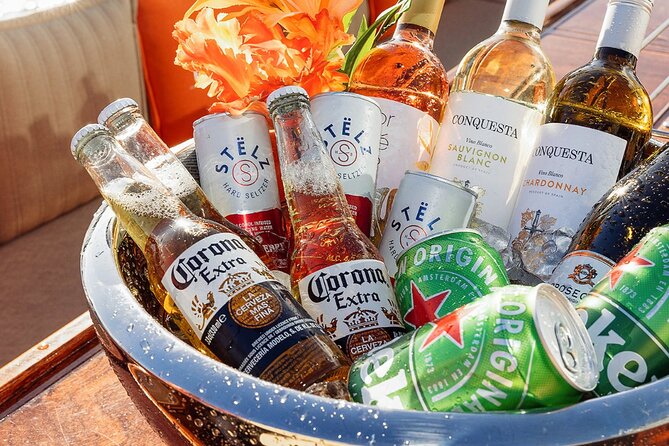 Amsterdam King’s Day Boat Party with Unlimited Drinks 2026 - What you should eat and pack (snacks are on you)