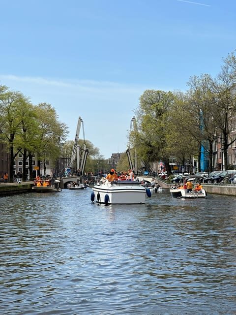 Amsterdam: Kingsday Party Cruise including Drinks - How the 90 Minutes Typically Flow (And What Could Change)