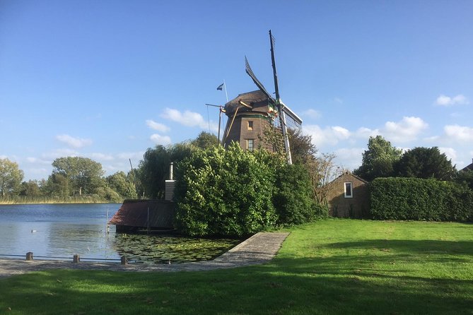 Amsterdam Landscape Windmill Private Bike Tour - Muiderberg and De Onrust: Van Gogh-style windmill pictures