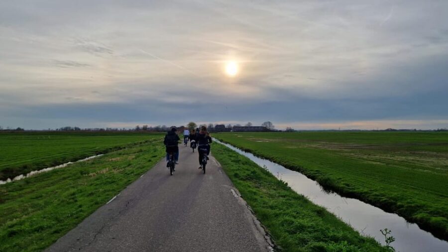 Amsterdam: Leisurely Windmill & Countryside Bike Ride - Waterland Villages: Zunderdorp and Ransdorp in Small-Dose Walking Time