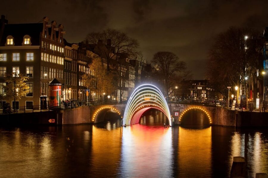 Amsterdam: Light Festival Boat Tour with Warm Drinks - Key highlights to look for on this KINboat tour