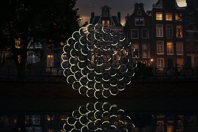 Amsterdam Light Festival Canal Cruise + Unlimited Drinks Option - Price and value: why $33.13 can be a smart buy
