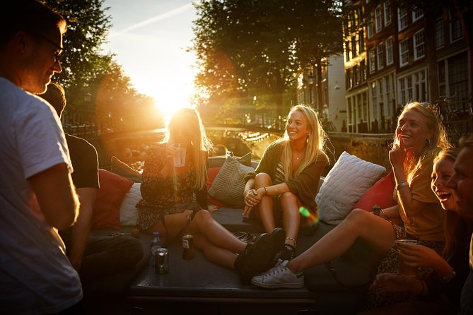 Amsterdam Light Festival: Saloon Boat Cruise + Hot Drinks & Bite - Price and logistics: when this feels like a win