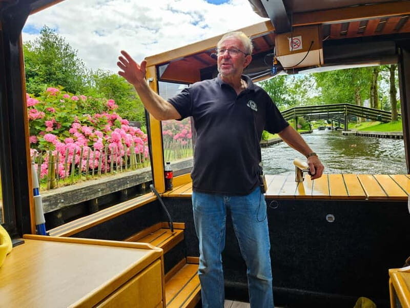 Amsterdam: Live GuideD Giethoorn Boat Tour & Cheese Platter - Coffee to Go, Then the 1-Hour Live Cruise With Cheese Platter