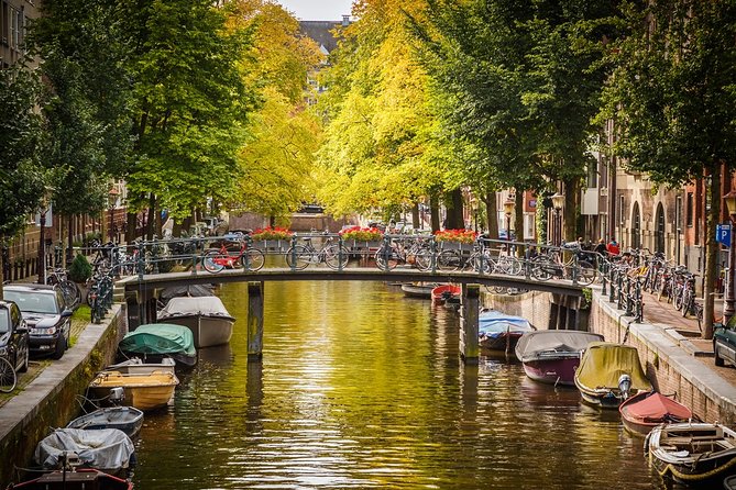 Amsterdam local transfers - Pickup Timing: How to Avoid the Usual Amsterdam Stress