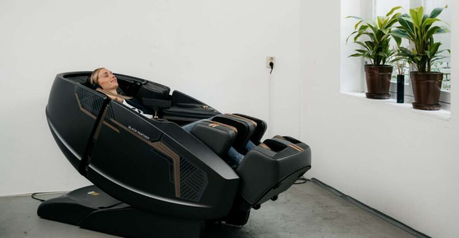 Amsterdam: Massage Session - Inside the Capsule: The Chair, Headset, and the 8D Audio Effect