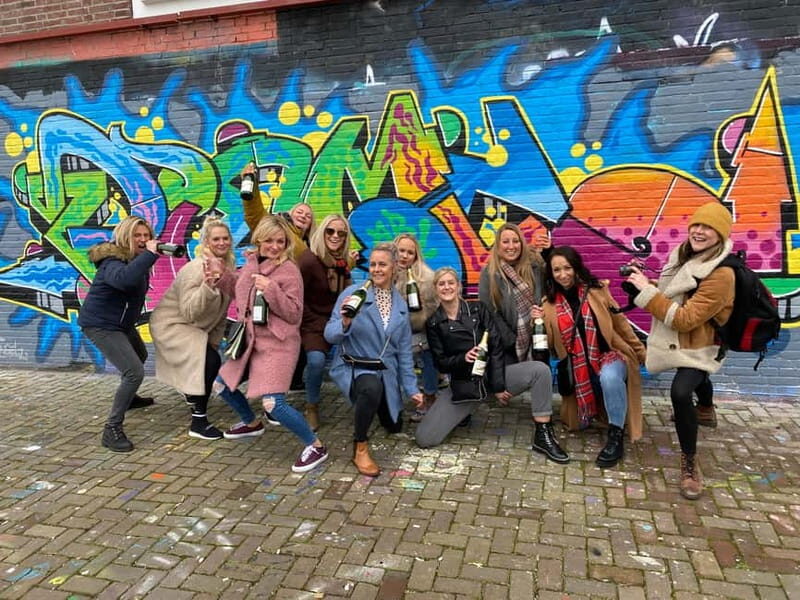 Amsterdam: MIXED - Beer & Bubbles Bike Tour - The 1.5-hour loop: photo stop, bike-bar vibes, and games