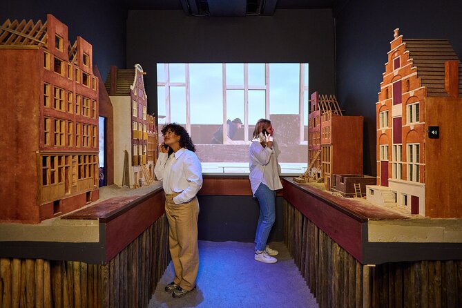 Amsterdam Museum of the Canals Admission Ticket with Audiotour - The audio tour experience: how the museum keeps you oriented