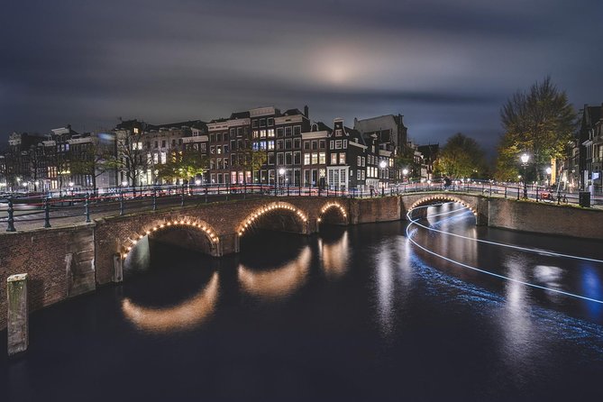 Amsterdam Night Photography Workshop with a Professional - Night photography in Amsterdam at 9:30 pm (and why that matters)