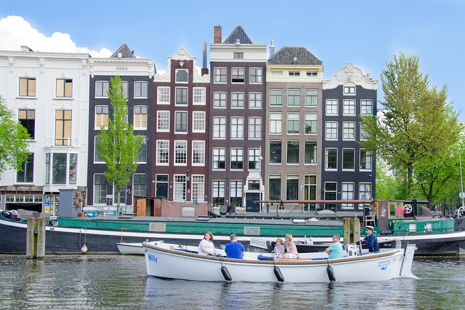 Amsterdam Open Boat Sightseeing Canal Cruise - The 23.40 Price Question: Is This a Value Win?
