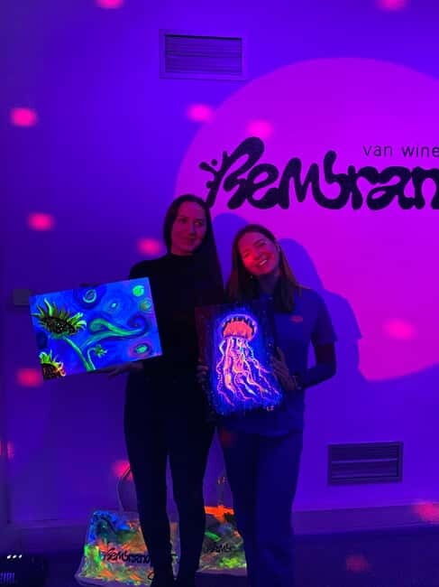 Amsterdam: Paint and Sip in the Dark at Rembrandt van Wine - What you’ll walk away with: a neon masterpiece, not an unfinished project