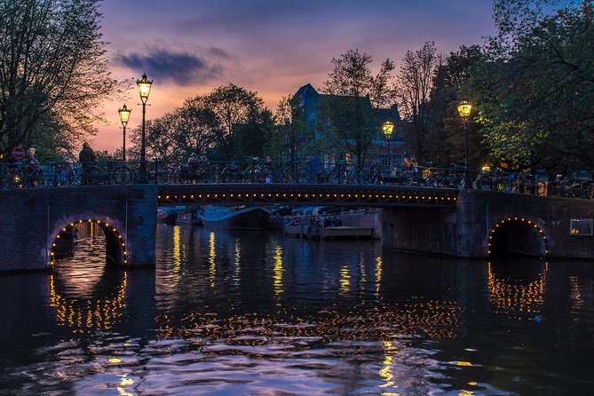 Amsterdam Photography Masterclass - Private Photography Lesson - Daytime vs evening: picking the mood that matches your camera skills