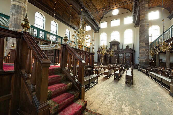 Amsterdam: Portuguese Synagogue Entrance Ticket - The Portuguese Synagogue’s candlelight is the whole point