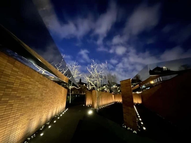 Amsterdam: Private Anne Frank and Jewish History Tour - Practical logistics that affect your day