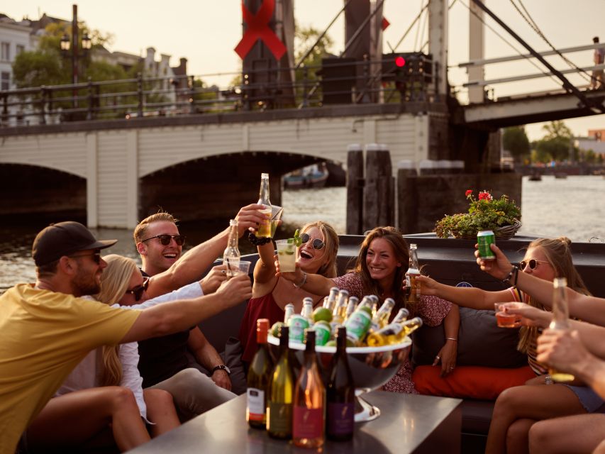 Amsterdam: Private BBQ Cruise with Personal Chef & Drinks - The best parts in 60 seconds