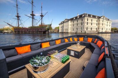 Amsterdam: Private BBQ Cruise with Personal Chef & Drinks - From Sea Palace to orange jackets: getting on board smoothly