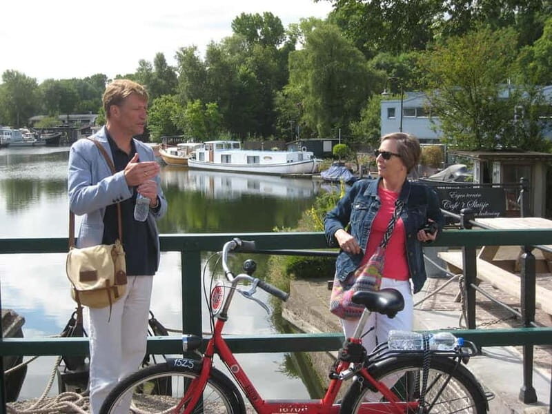 Amsterdam: Private Bike Tour - Riding to the Old Warehouse District Built on Reclaimed Islands