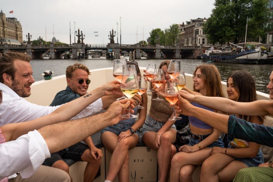 Amsterdam: Private Canal Booze Cruise with Unlimited Drinks - Prinsengracht for 10 minutes: classic canal lines you’ll recognize