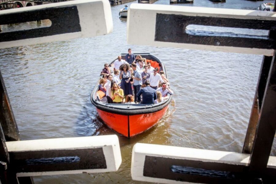 Amsterdam: Private Cruise with Drinks & Optional Snacks - 90 Minutes vs 2 Hours: Choose the Right Amount of Canal Time