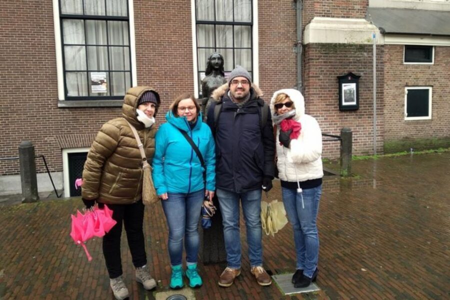 Amsterdam: Private custom tour with a local guide - The Walk Itself: Photo Stops, Sightseeing Rhythm, and Where Public Transport Fits