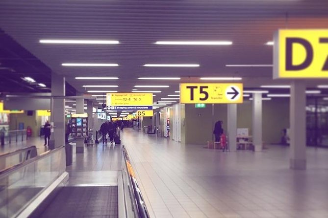Amsterdam Private Departure Transfer to AMS Schiphol Airport - Who this transfer fits best in Amsterdam