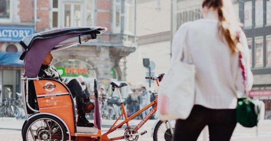 Amsterdam: Private Guided City Tour by Pedicab - The guides and the riding: what makes it feel personal