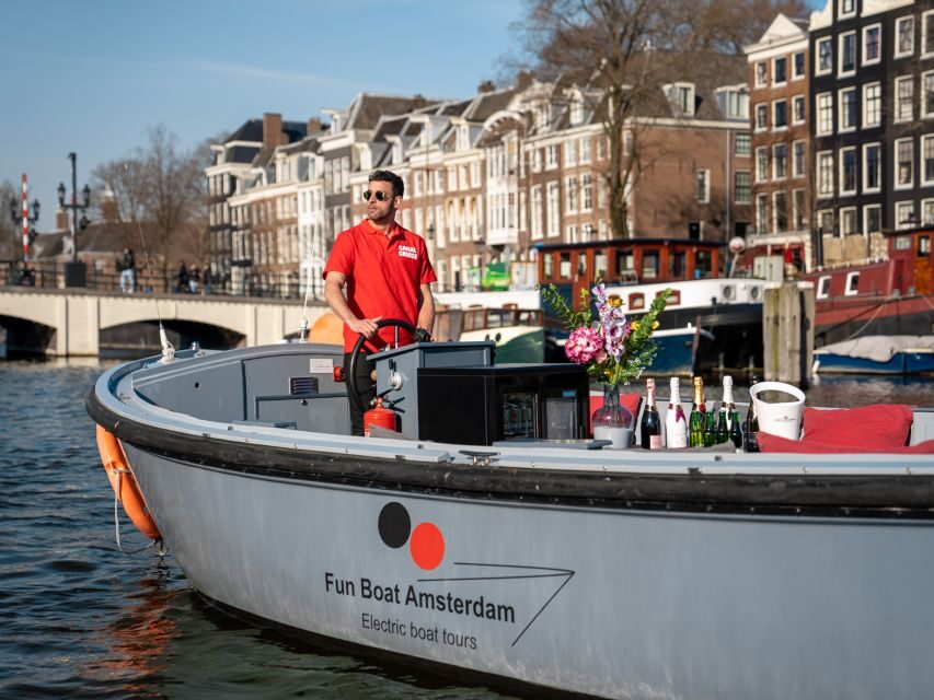 Amsterdam: Private Luxury Cruise with Drinks & Silent Disco - Meeting on the dock behind the Apple Store (and why that matters)