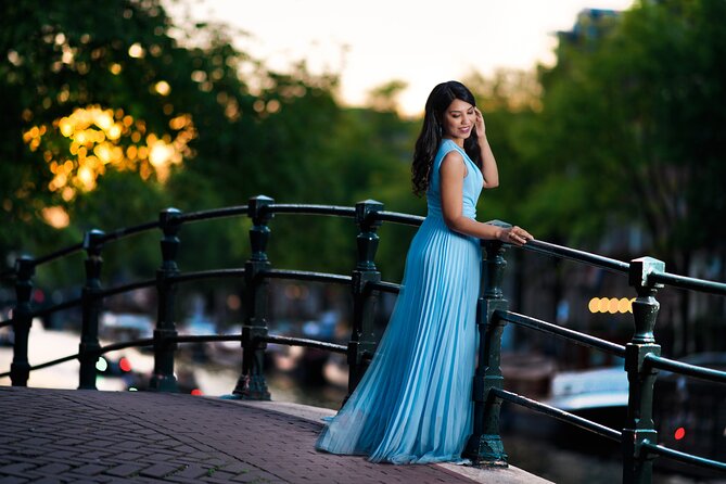 Amsterdam Private Photo Session Tour - Meeting Point: Reguliersgracht 31 and the Easy Start