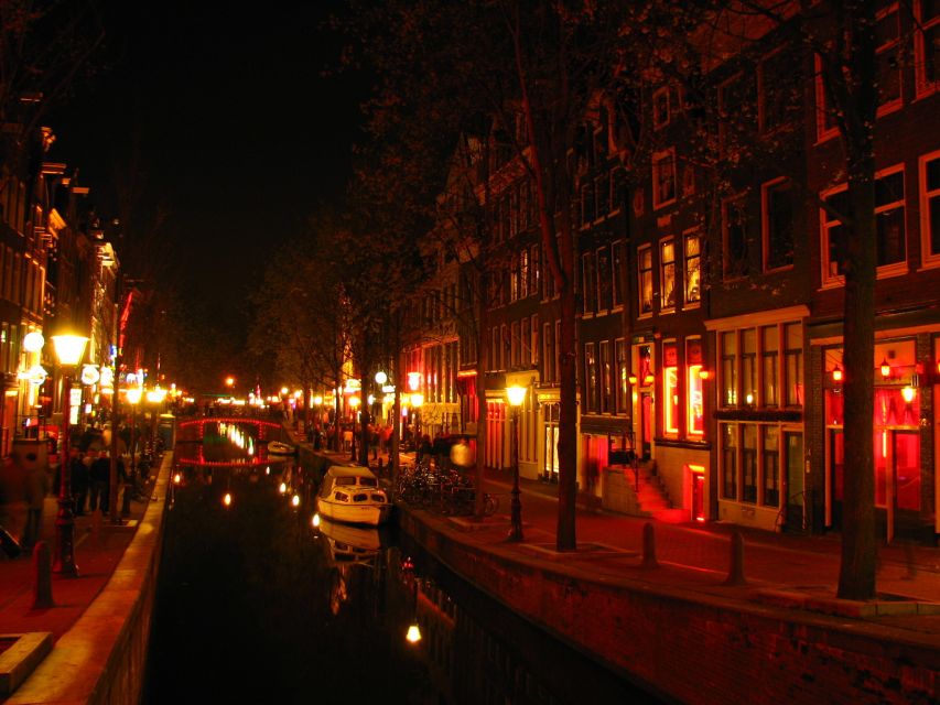 Amsterdam: Private Red Light District and Food Tour - Key things I’d focus on before you go