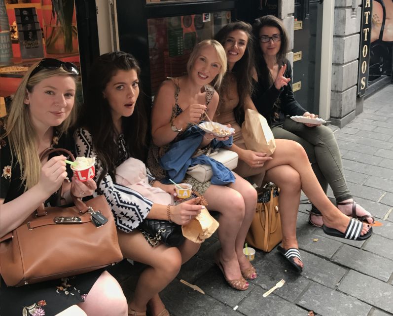 Amsterdam: Private Red Light District and Food Tour - Private Group in 2 Hours: How the Pace Feels and Why It Matters