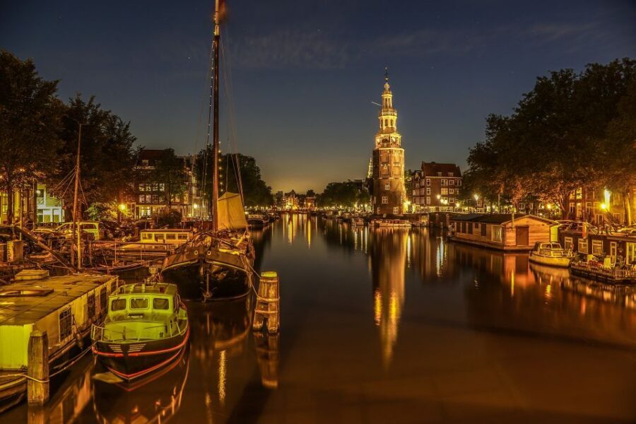 Amsterdam: Private Romantic Evening Boat Tour with Prosecco - Keizersgracht 401: A simple, romantic place to start