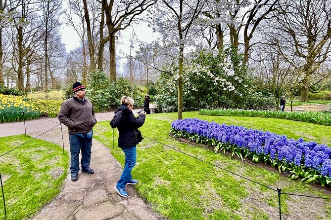 Amsterdam Private Tour to Keukenhof, Tulip Fields and Windmills - Guide impact: what you’ll notice with Philip or Teun