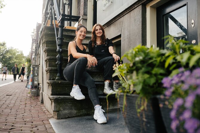 Amsterdam Professional Photoshoot at the Canals - Value Check: Why $67 Makes Sense Here