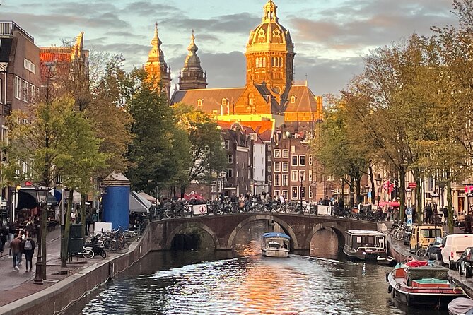 Amsterdam Red Light District: Serene and Other! - The 90 minutes: what you actually get for $25.45