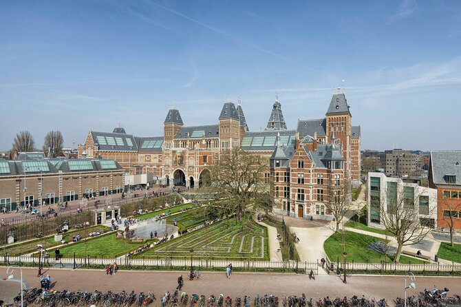 Amsterdam Rijksmuseum Reserved Access Tickets - Getting Oriented Inside: Crowds, Signage, and Room Numbers