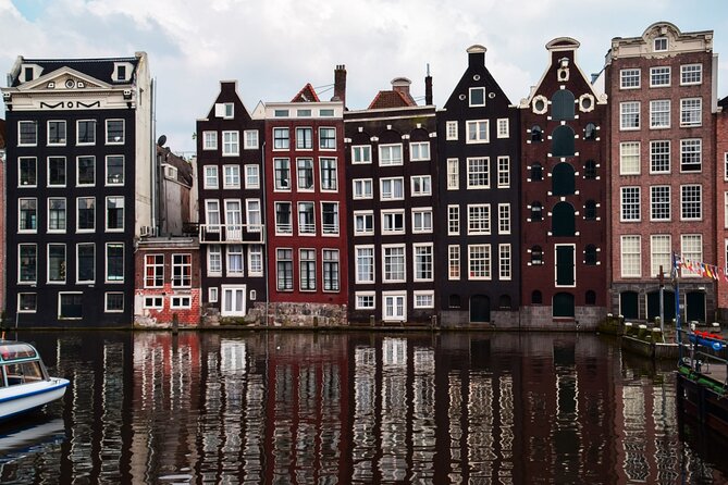Amsterdam Scavenger Hunt and Highlights Self Guided Audio Tour - A Self-Guided Game That Actually Gets You Walking