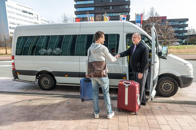 Amsterdam Schiphol Airport (AMS) Departure transfer from Amsterdam City - Amsterdam Schiphol Departure Transfer in 35 Minutes: The Real-Life Value