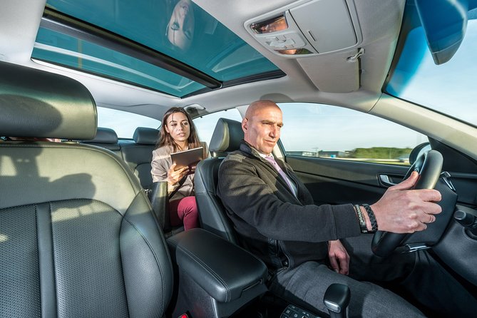 Amsterdam Schiphol Airport (AMS) Departure transfer from Amsterdam City - Waiting Time: The Small Buffer That Saves Your Day