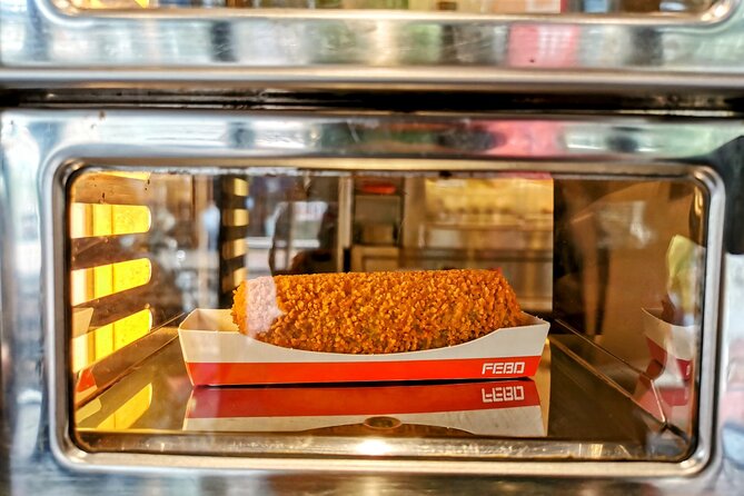 Amsterdam Self-Guided Food Tour in De Pijp Neighbourhood - Albert Cuyp Market: the real-life Dutch market crawl