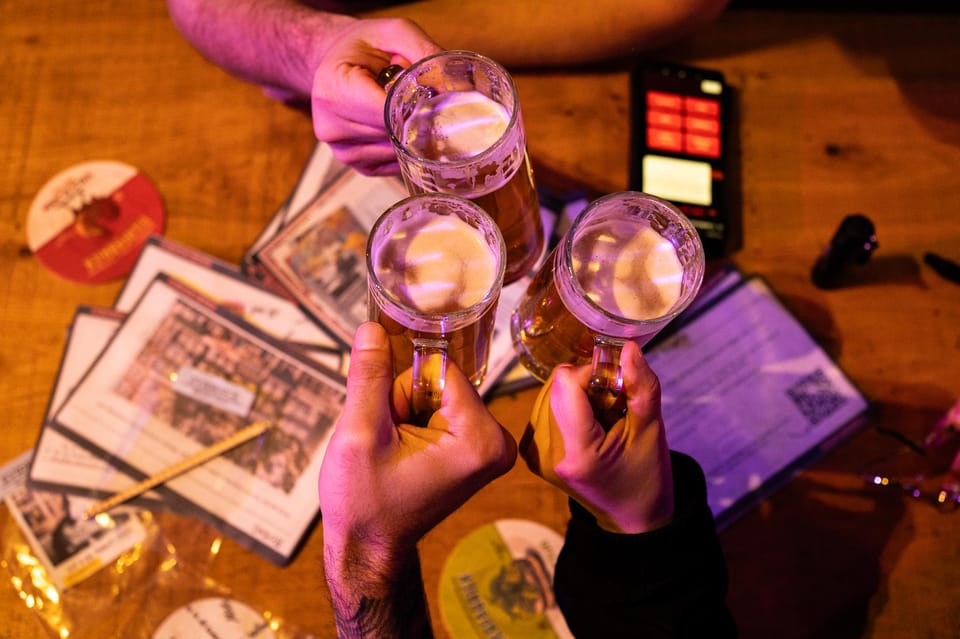 Amsterdam: Self-guided Red Light District Pub Crawl Mystery - Tips for groups, dates, and rainy-night fun
