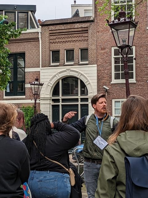 Amsterdam: small group tour: History, humor & hidden gems - The tour’s real goal: make 800 years feel small