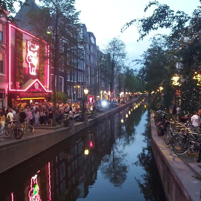 Amsterdam: Spanish Tour Unmasking the Redlight District - Spanish-Led Red Light District History Walk in 2 Hours