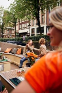 Amsterdam: The Heineken Flagship Canal Cruise - Entering the Rijksmuseum Area: Finding the Boat Without Stress