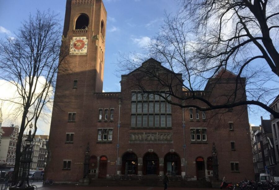 Amsterdam: The Story of History & Culture Walking Tour - Finding Beursplien: Your Easy Start Between Dam and Central Station