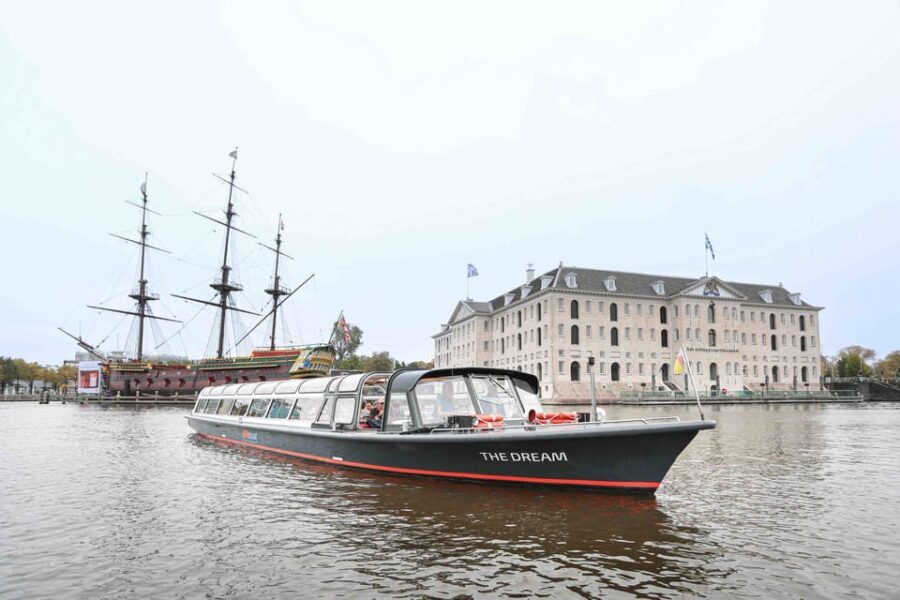 Amsterdam: Traditional Canal Cruise with Bar on Board - The 1-hour route: Canal Belt views and the landmarks you’ll clock