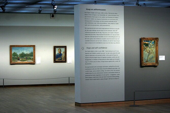Amsterdam: Van Gogh Museum Entrance and Guided Tour - Inside the Van Gogh Museum: how highlights get chosen from almost 1,000 works