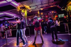Amsterdam: VR Starter Pack with 6 Tokens - How the 6 Tokens Control Your 1-Hour VR Experience