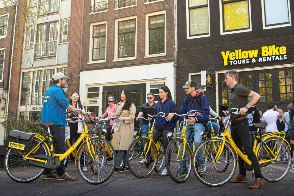 Amsterdam: Waterland District Countryside Villages Bike Tour - The 30-minute break at Hotel-Café De Zwaan