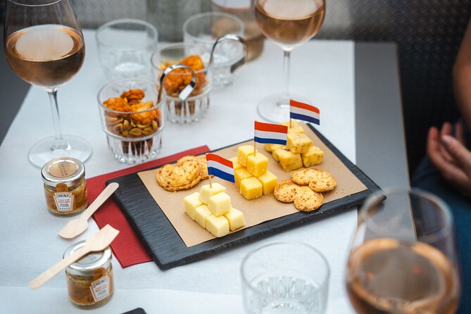 Amsterdam: Wine and Cheese Evening Cruise - Why Amsterdam’s Canal Belt Looks Different at Night