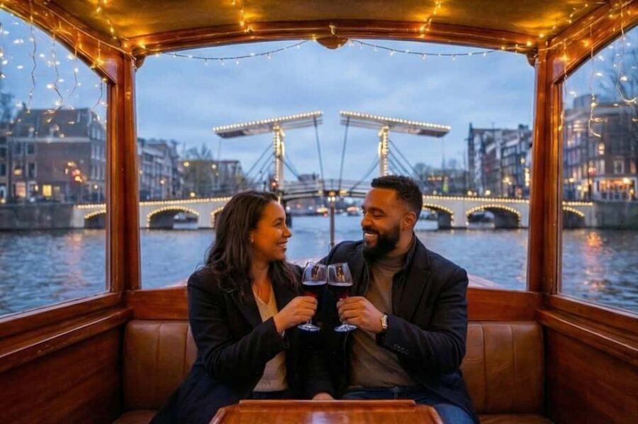Amsterdam:1.5-Hour Canal Cruise local Guide, Drinks & Snacks - Why this Amsterdam canal cruise feels more local